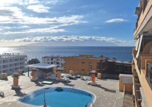 Preiswerte strandnahe Ferienwohnung mit Meerblick und Pool in Anlage mit Lift. Teneriffa